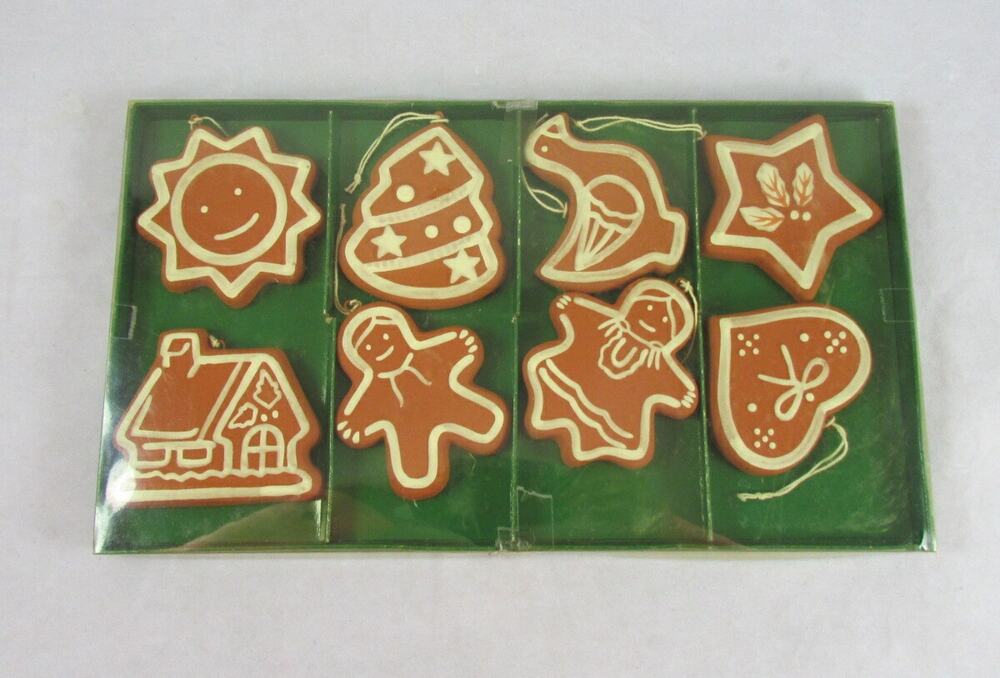 Williams Sonoma Set 8 Ceramic Gingerbread Cookie Christmas Ornaments Boxed 2004